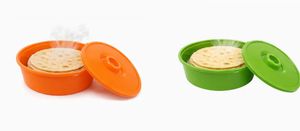 lot 3433 image: 2 Pack - Tortilla Warmer Bowl with Lid  Microwave Safe (1 orange, 1 green)